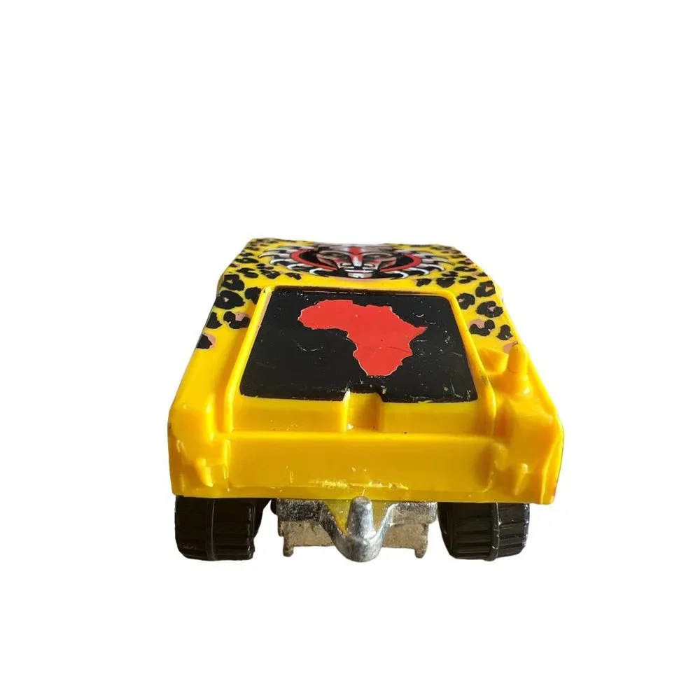 Hot‎ Wheels Leopard Safari AM General Corp Yellow Humvee Dated From 2004